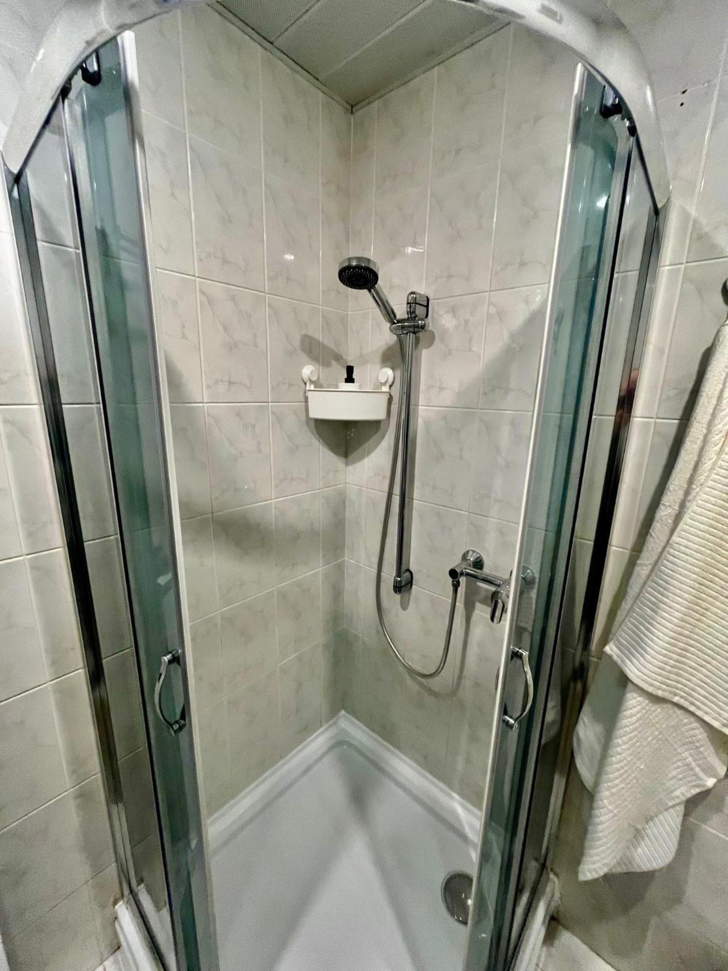Buda Downtown Apartment Budapest Bagian luar foto